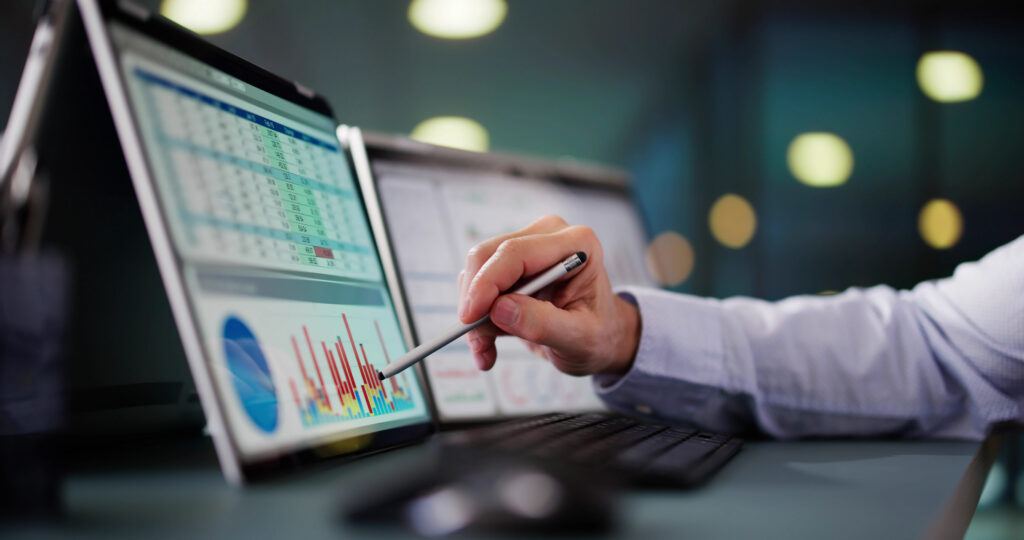 Contas externas têm déficit de US$ 5,1 bi em outubro, mas investimentos diretos crescem