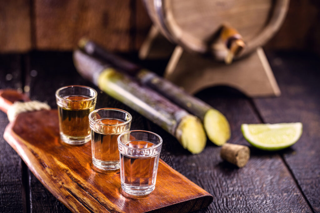 Brasil alcança 150 IGs nacionais e celebra avanço com reconhecimento de duas novas regiões produtoras de cachaça