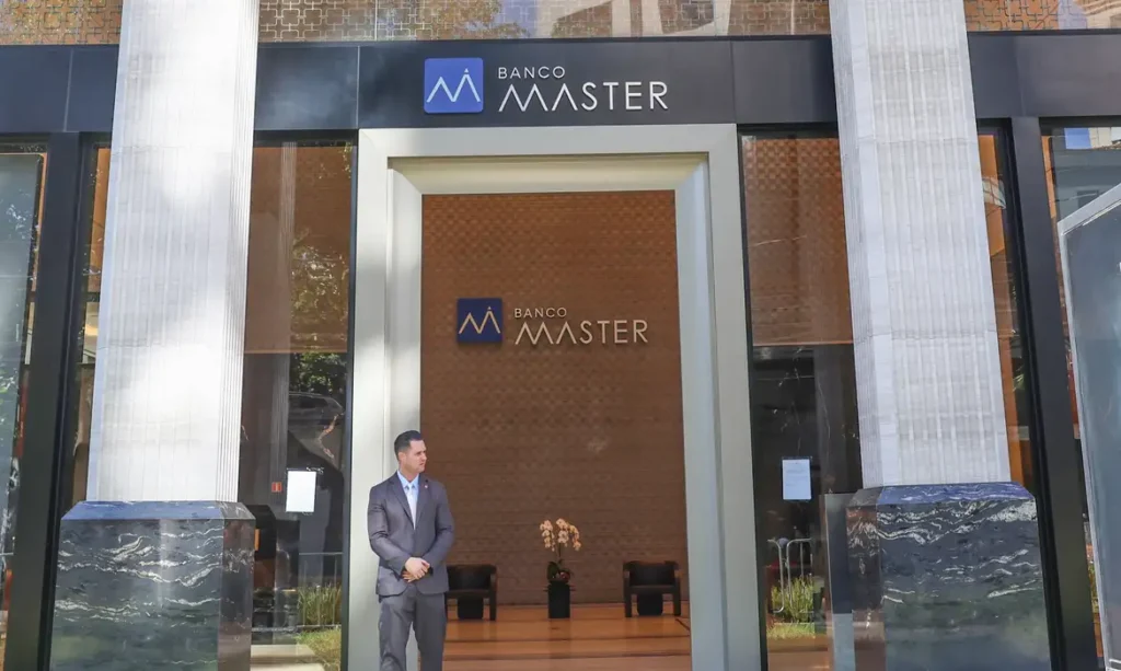FGC aprova plano emergencial para cobrir rombo do Banco Master