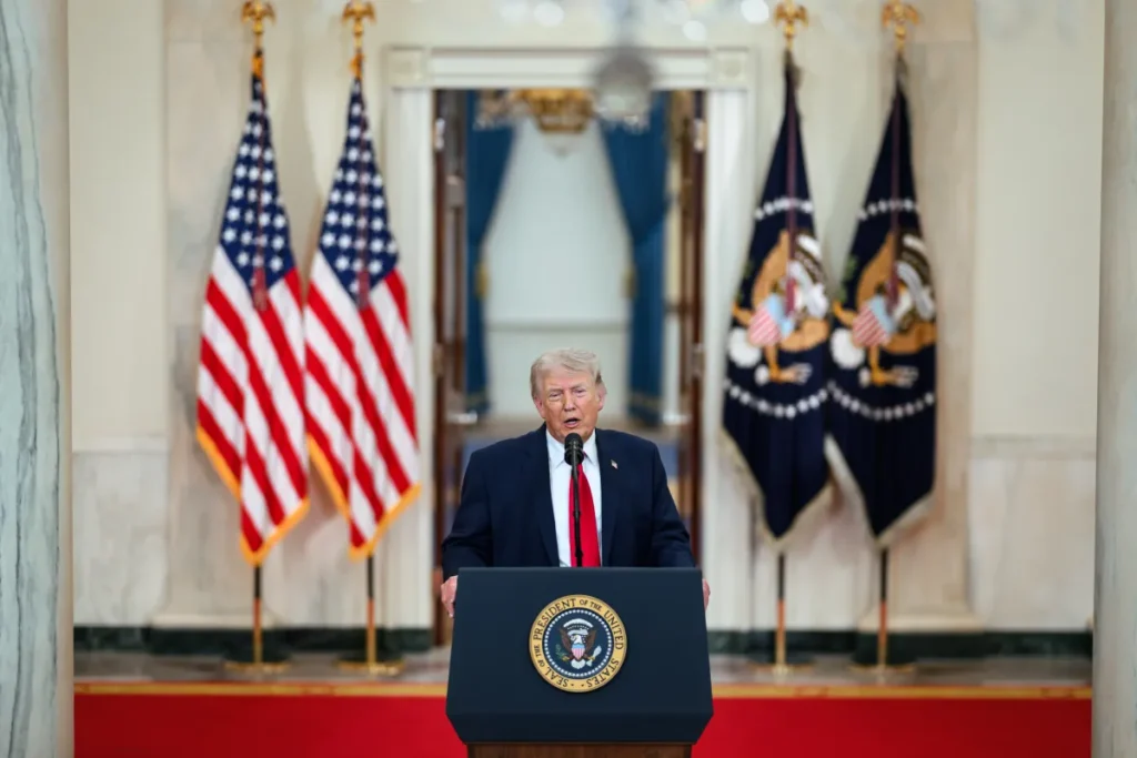 Israel e Líbano acertam cessar-fogo de 10 dias mediado por Trump