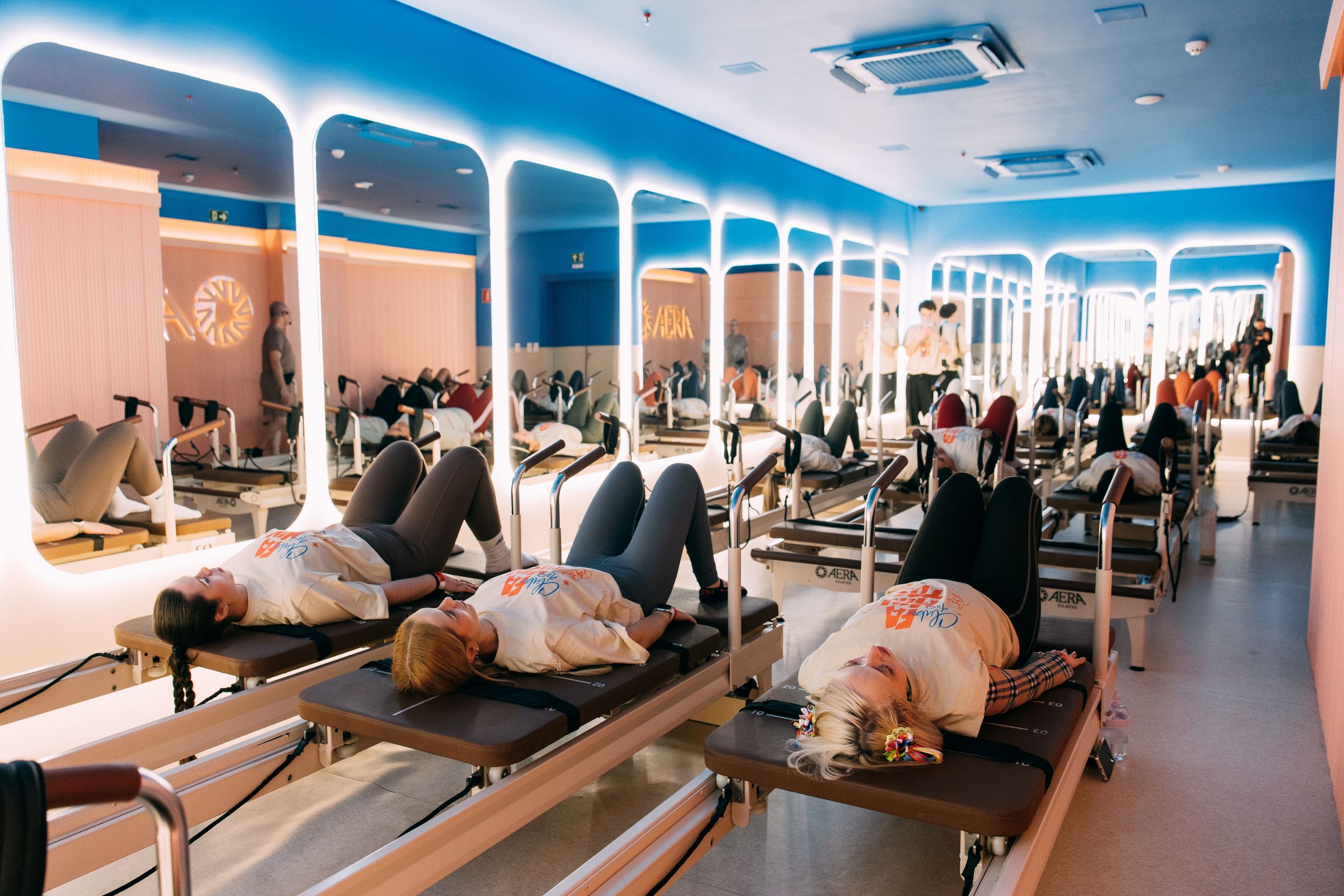 Comer, treinar e suar: Clube dos Famintos combina exercícios com open wine e comidinhas