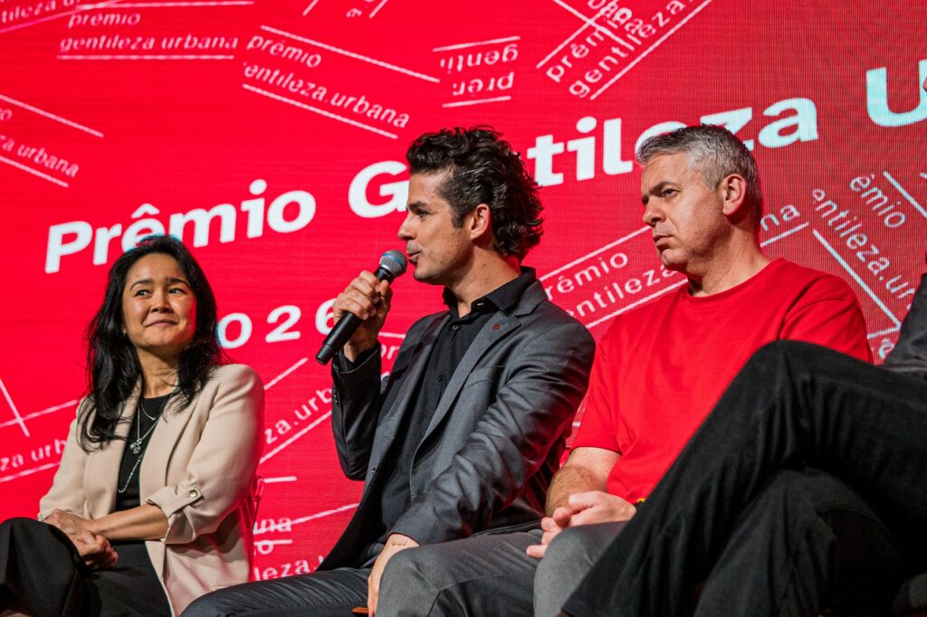 IAB/PR lança Prêmio Gentileza Urbana em evento com presença de 200 arquitetos em Curitiba