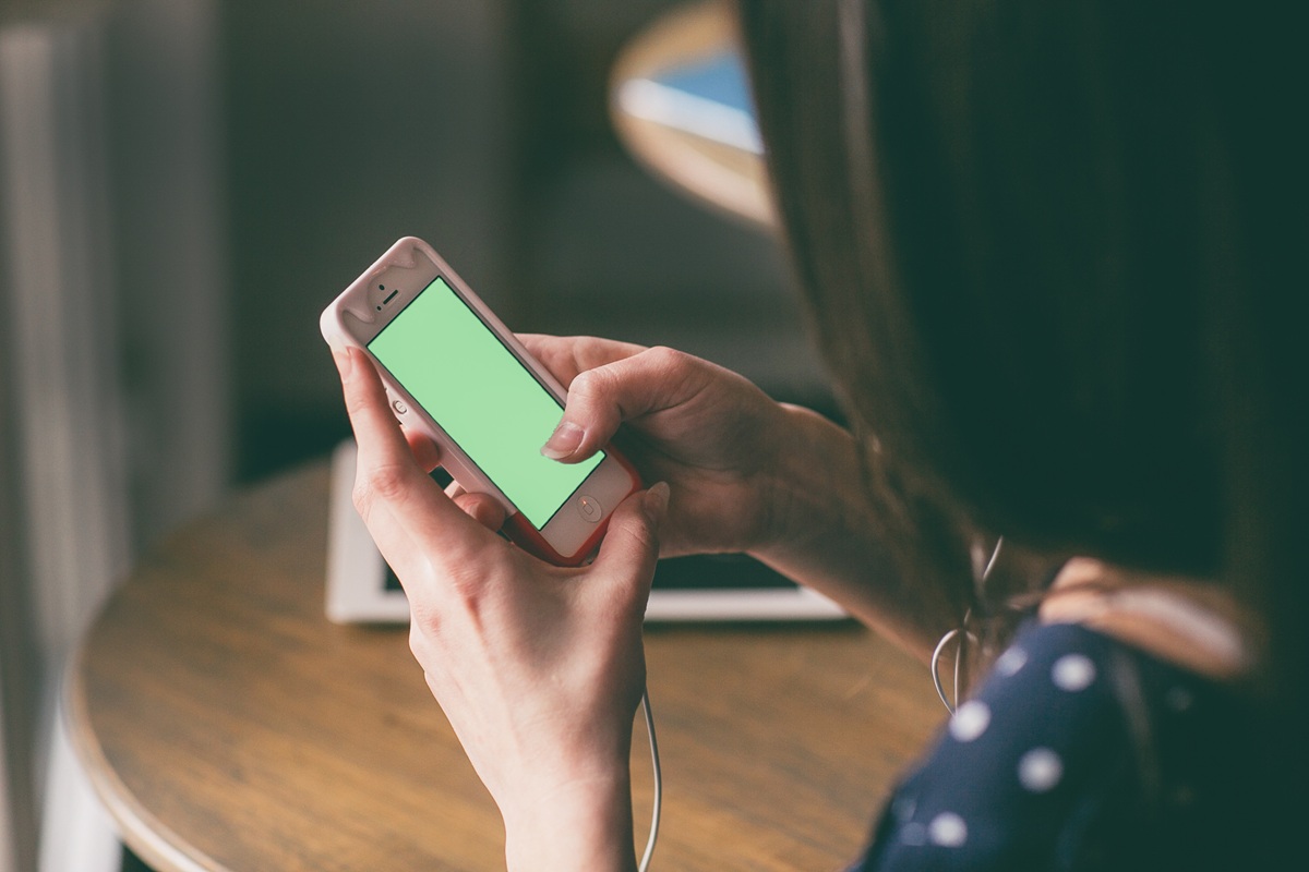 WhatsApp como bilheteria: startup do Paraná testa novo modelo de venda de ingressos